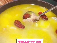 -顶峰夜宴·龙虾烧烤大排档(九江学院店)