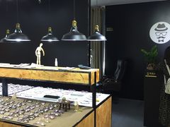 -罗伯特眼镜·蔡司官方授权(罗湖国贸店)