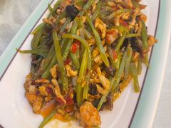 鱼香肉丝-张刚餐饮(春晓馨苑店)