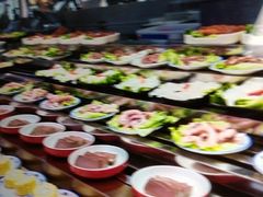 -新艺自助美食城(中山路店)