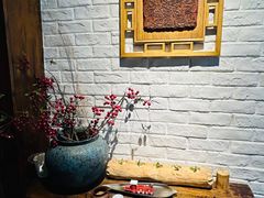 -泉畔人家·老济南经典鲁菜(大明湖店)