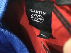 -北京利生体育商厦