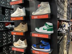 -NIKE上海青浦优选体验店