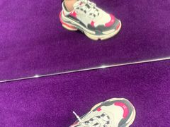-BALENCIAGA(德基广场店)