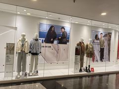 -优衣库(上海正大广场店)