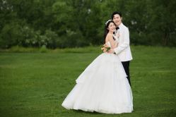 点击看大图 -都市丽人婚纱摄影