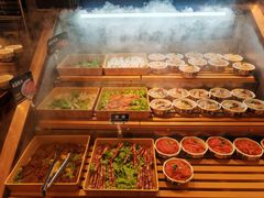 -牛YO寿喜烧·铁板烧和牛火锅自助(市府恒隆店)