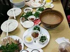 -桥香园云南过桥米线(金马碧鸡店)