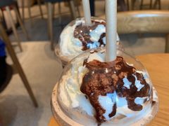星冰乐-星巴克臻选(上海中环广场2F店)