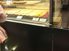 面包甜点陈列柜-芳叔(江南新地店)