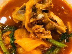 土豆排骨火锅-喇喇排骨火锅·传统韩式脊骨汤(望京西园总店)