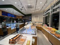 自助取餐区-爱达乐面包生日蛋糕(泛悦国际店)
