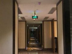 -珠海棕泉水疗酒店(拱北口岸高铁站店)