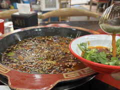 -烧哥美蛙肥肠鱼火锅·十五年社区店