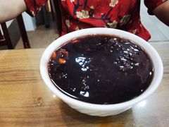黑米无糖八宝粥-西安贾三灌汤包·回坊小吃·清真炒菜(北院门总店)