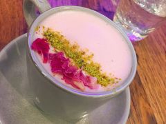 Rose&nbsp;tea&nbsp;latte-FLOVIE FLORIST CAFE