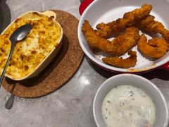 -必胜客(漕宝路店)