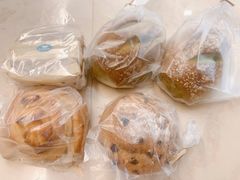 -沁屋面包店(人民东路店)
