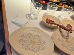-老牌坊云南鱼豆花火锅(哈西万达店)