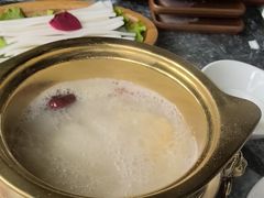 -慢丽江·云南野生菌土鸡锅(西山店)