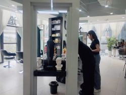-U·NI SALON 造型