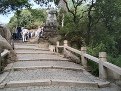 -灵岩山风景区