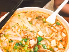 -遵义虾子张六羊肉粉(地王店)