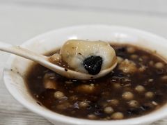 芝麻馅汤圆-罗子龙罗家桂花汤圆(曹都巷店)