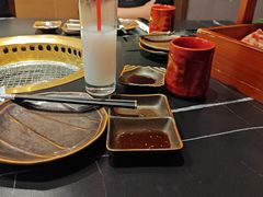-山川小町·极番烧肉(新地假日广场店)