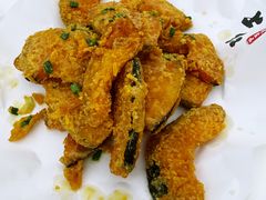 -头上红煨盐鸡·非遗院子餐厅