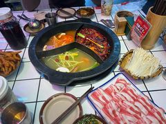 -巴卤社老火锅(财富店)