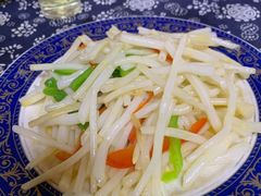 -云河农家乐饭店(福禄缘树山店)