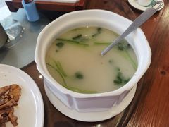 -凤阁楼果木烧鹅(鹤山陈山店)