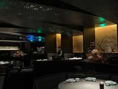 -左庭右院鲜牛肉火锅黑金店(陆家嘴中心店)
