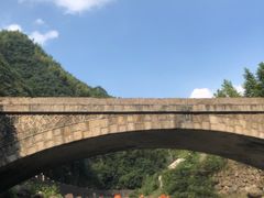 -安吉龙王山峡谷漂流