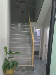 -苗方清颜专业祛痘·皮肤管理