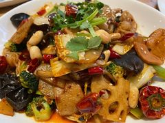 素麻辣香锅-朵朵开素食餐厅(后宰门街店)