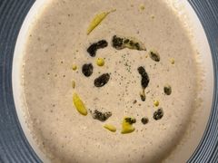 黑松露蘑菇汤-卡普里披萨·牛扒·下午茶