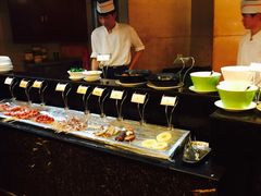 -东方豪景花园酒店·怡景旋转餐厅