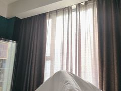 -粤塔Summer国际电竞酒店(深圳龙华大浪店)