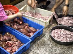 -标记美食新鲜猪杂(兴南大道店)