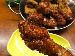 -BHC炸鸡(明洞总店)