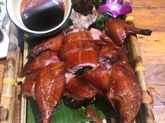 -老滇山寨•云南特色菜•地方菜•民族风情歌舞表演(金碧店)