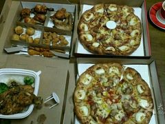 -必胜客(龙吴宅急送店)