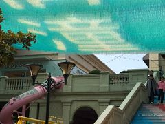 -王府井奥莱临潼小镇(临潼店)