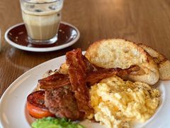 全套早餐-ROAST coffee & eatery