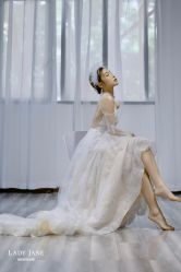 -Lady  Jane高端婚纱礼服馆
