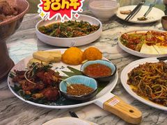 -浩海火燒雲傣家菜(芮欧百货店)