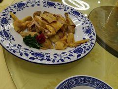 -山明水秀大饭店