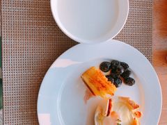 -山港凯悦酒店·BEBA海滩烧烤餐厅酒吧